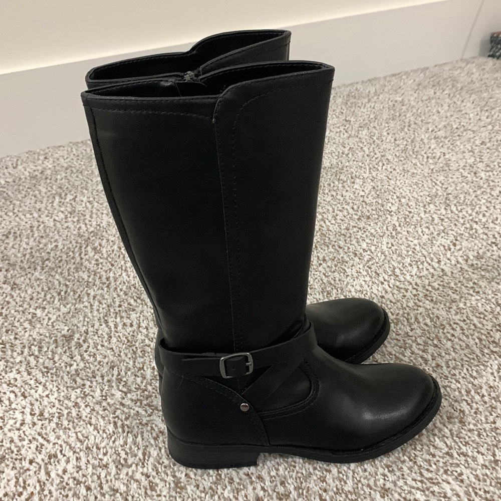 Girls size 2 tall black boots worn once